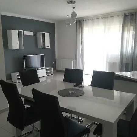 Plava Laguna Miroslav *