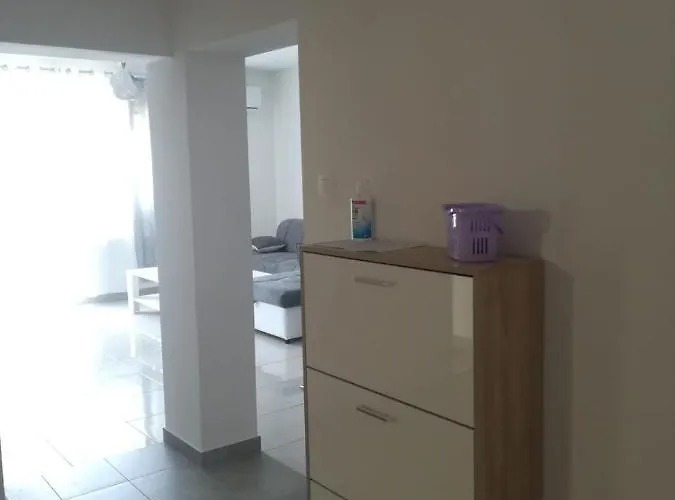 Plava Laguna Miroslav Апартаменты *