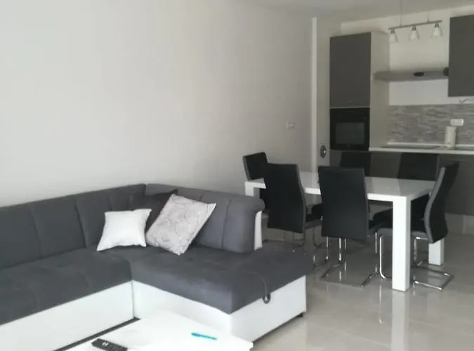 Апартаменты Plava Laguna Miroslav